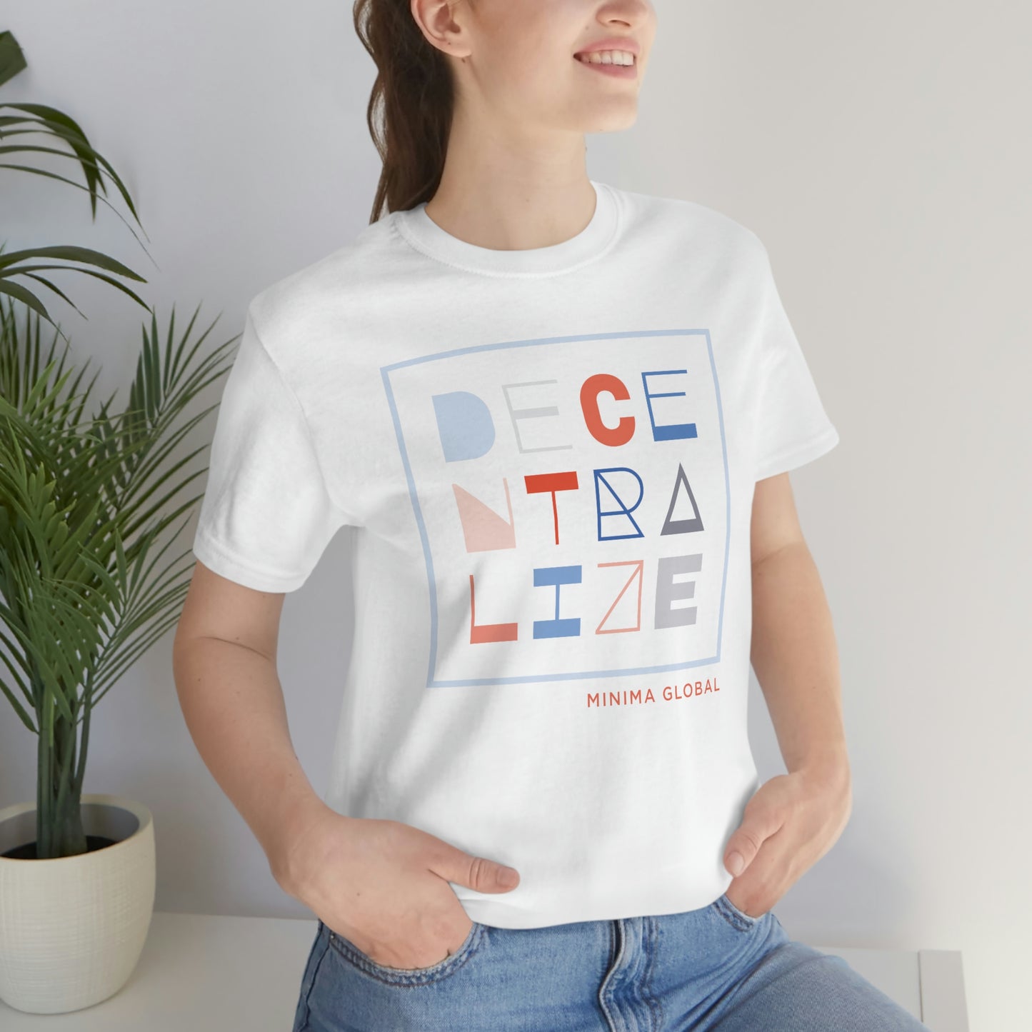 DECENTRALIZE Tee