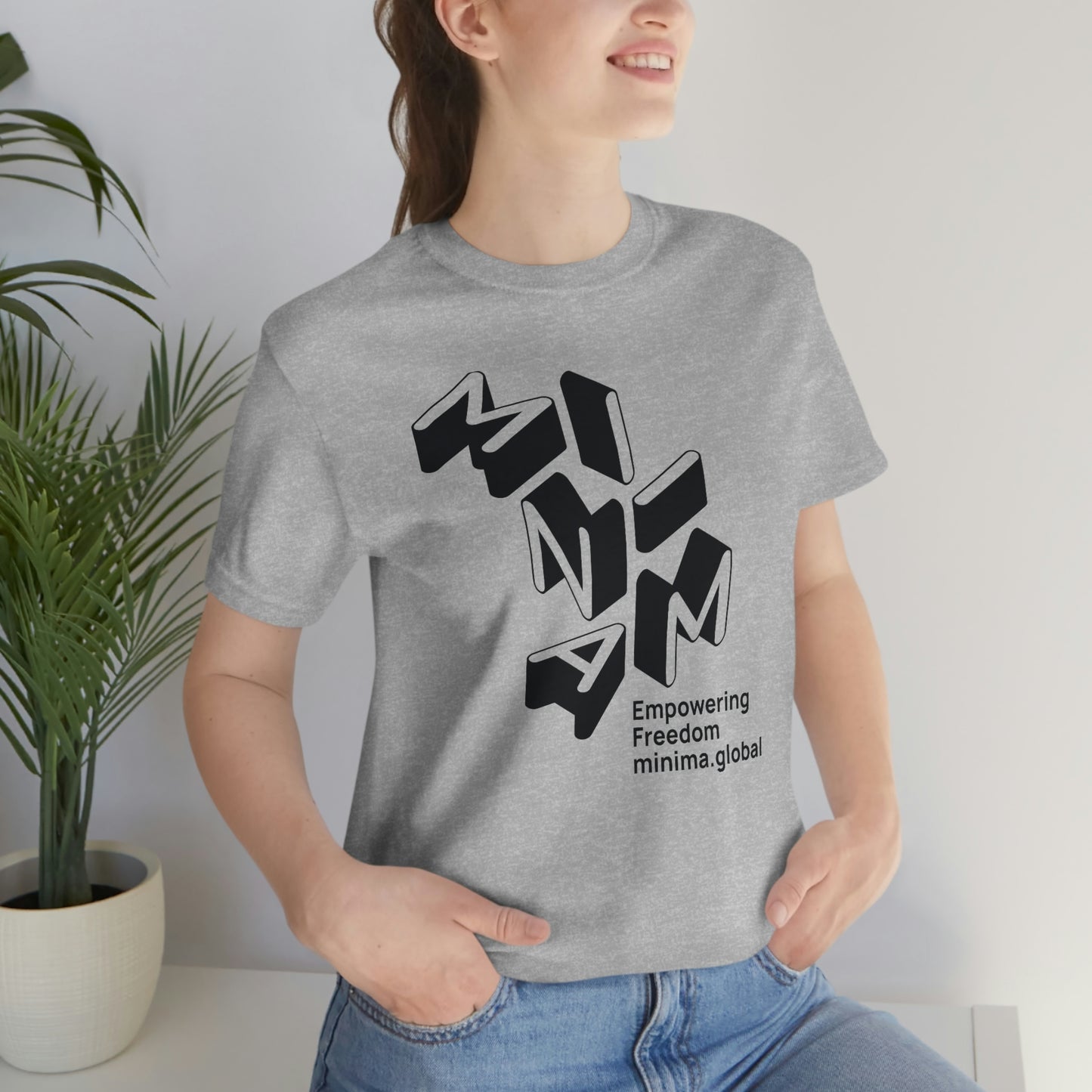Minima Isometric Tee